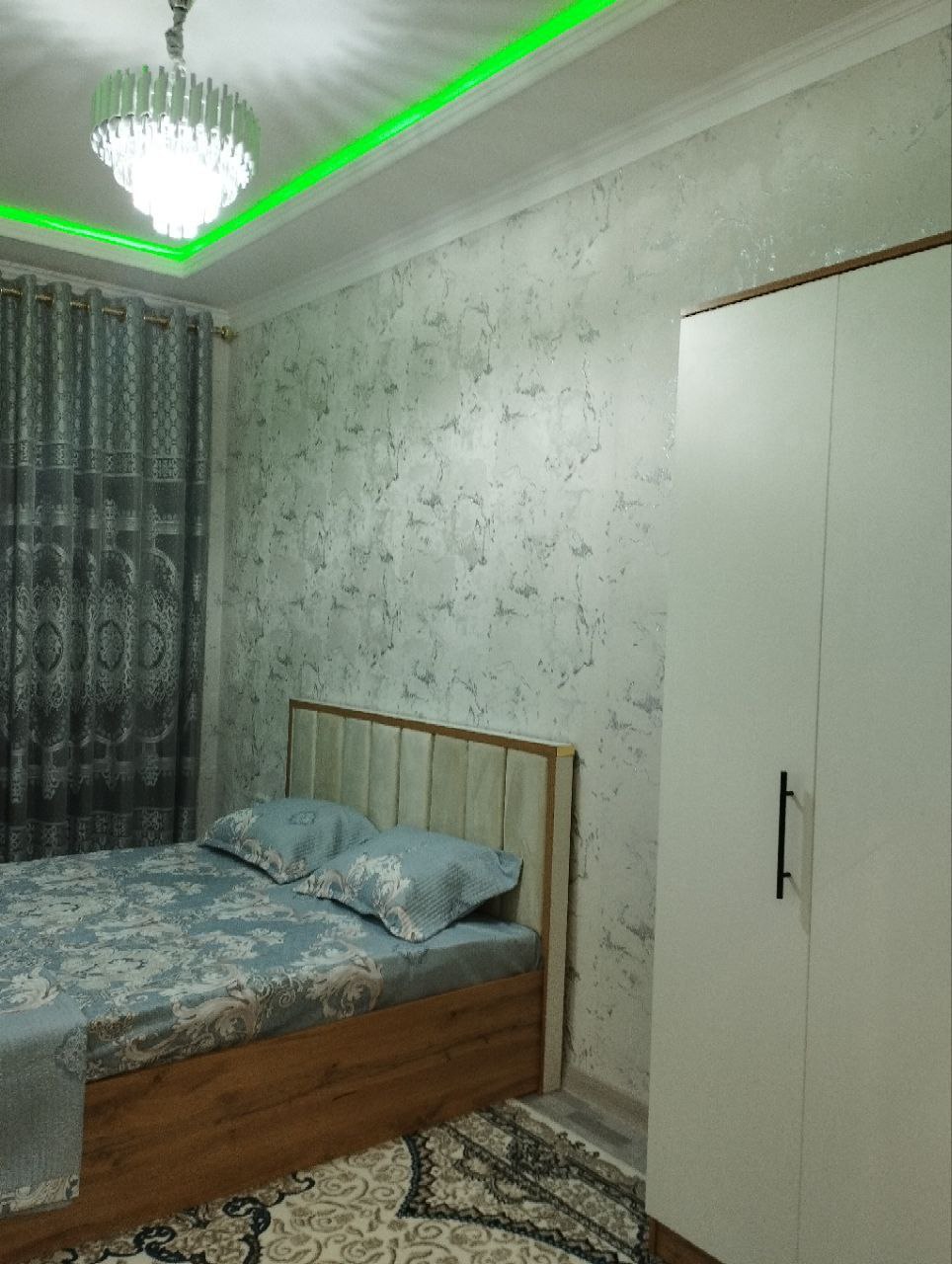 SOTILADI – 2 XONALI YANGI UY, SEMARQAND, VOKZAL UZGAZOILDA (NAVASTROYKA)